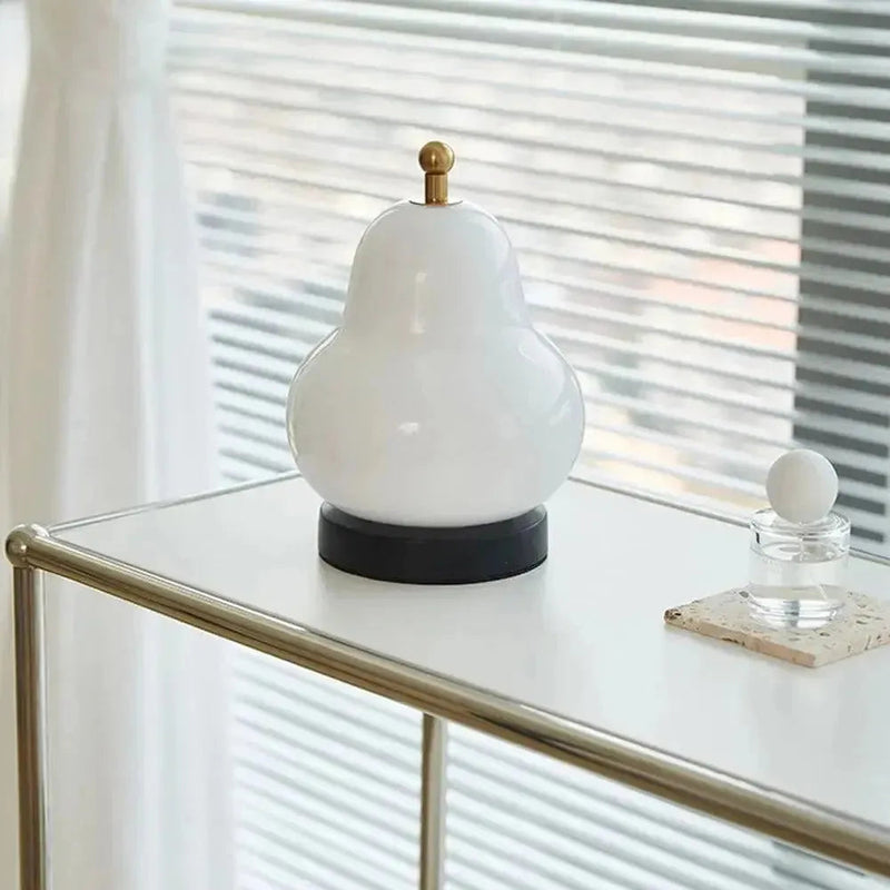 LumiPear - Pæreformet lampe med varmt lys og touch-dæmpning til en hyggelig stemning