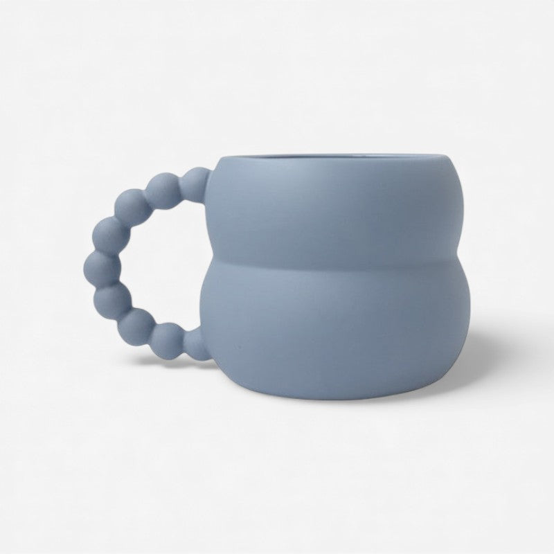 RoundGrip - Kaffekrus med Håndtag og Bold Inspireret Design