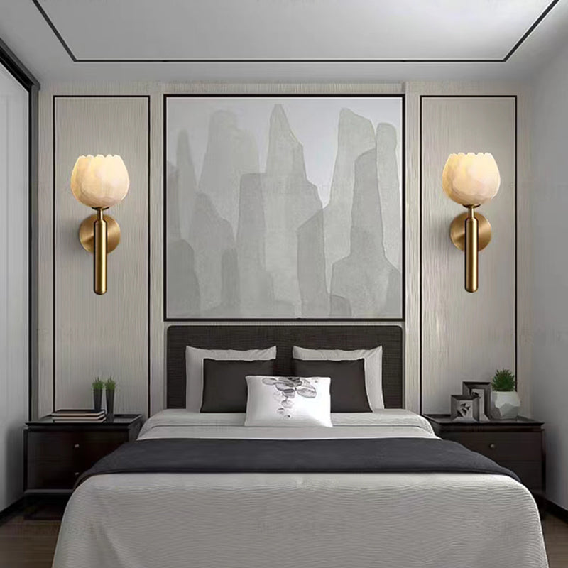 RoseMarble – Elegant væglampe med romantisk blomsterglød
