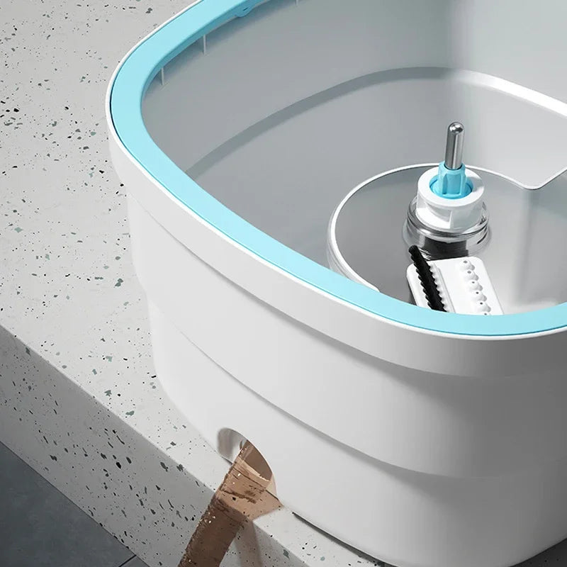 FreshFlo – 360° Roterende moppe og spandsæt med håndfrit vridesystem