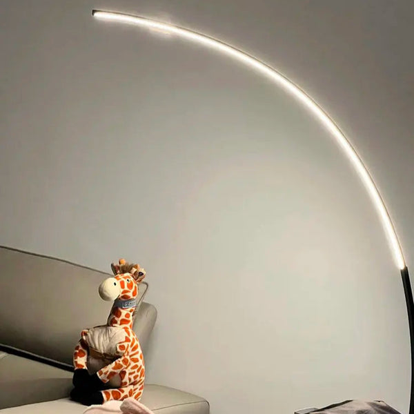LumoEdge – Slank LED-gulvlampe med opadgående og nedadgående omgivende belysning