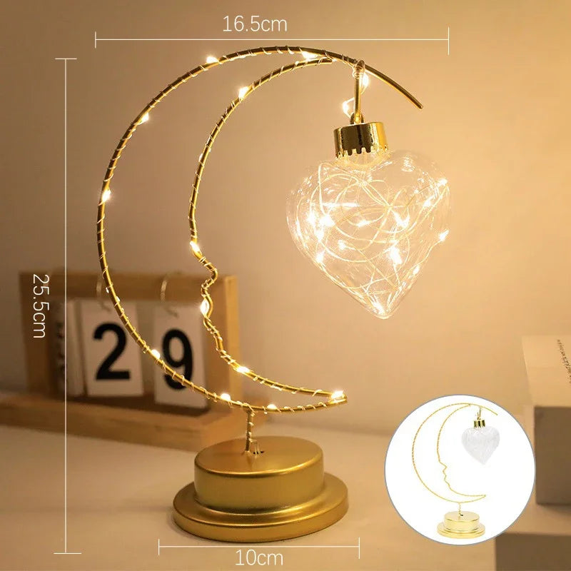 LunaGlow - LED bordlampe med gyldent månedesign