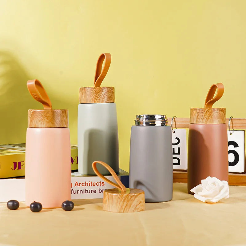 SipNest – Isoleret kaffekop i rustfrit stål i nordisk stil til varme eller kolde drikke
