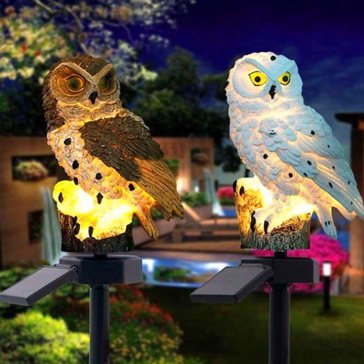 OwlGlow – Rustik solcelledrevet havependellampe med realistisk ugledesign