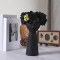 FloraMuse – Nordisk pigehovedvase med blomsterkrone til elegante blomsterarrangementer