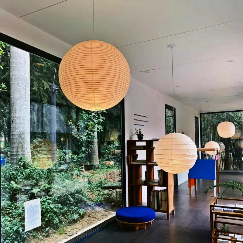 LumiGlow – Elegant Globe-pendellamp med unikt design med uregelmæssig linje