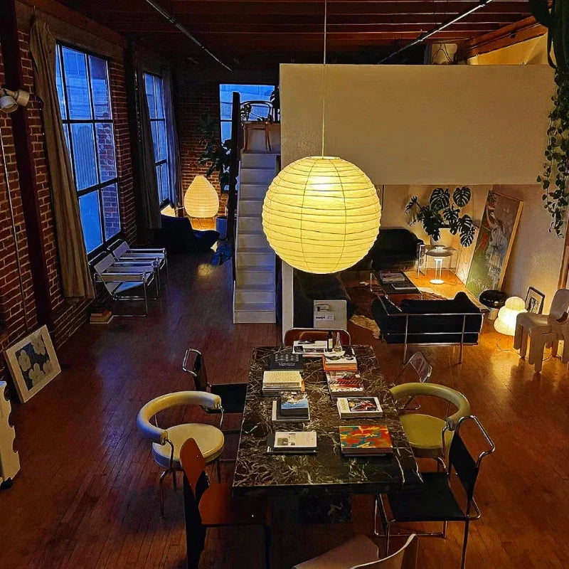 LumiGlow – Elegant Globe-pendellamp med unikt design med uregelmæssig linje