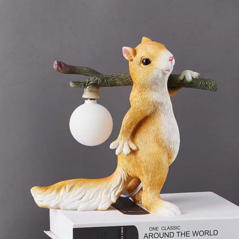 Squirrel Glow - Charmerende egernlampe til at oplyse dit hjem