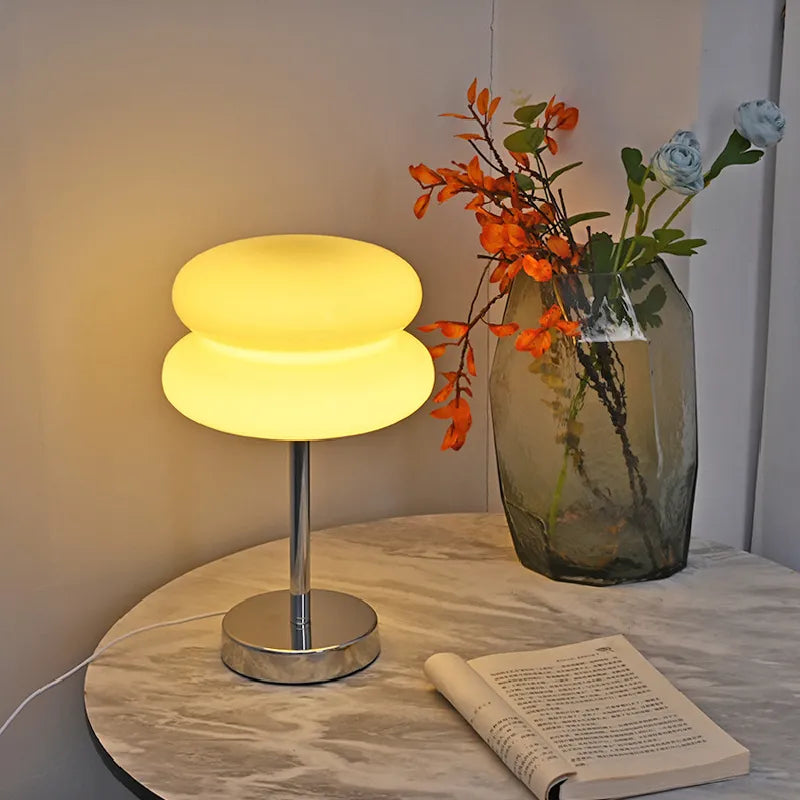 TartGlow - Elegant bordlampe med kulinarisk elegance