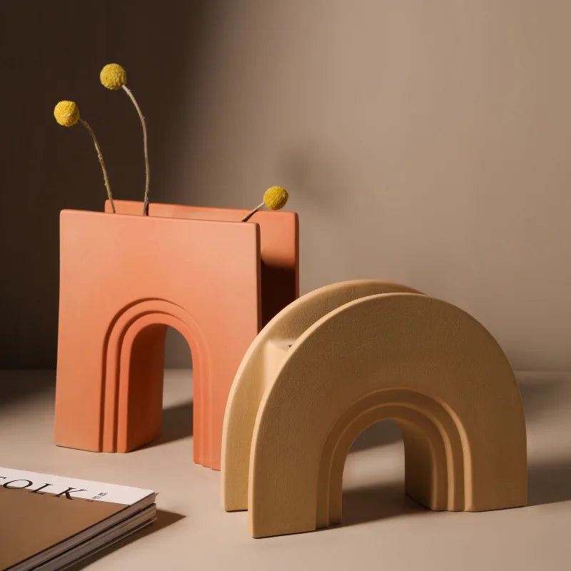 NordHaus – Skulptureret geometrisk vase med unikt håndlavet design
