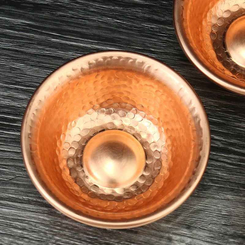 RimCurve – Rund skål med reflekterende design og blidt buede kanter