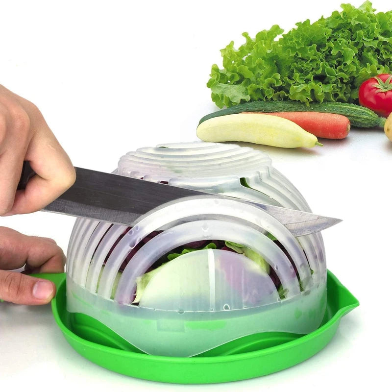QuickChop - Salatskål med indbygget skæreskive, der klarer salaten på et minut