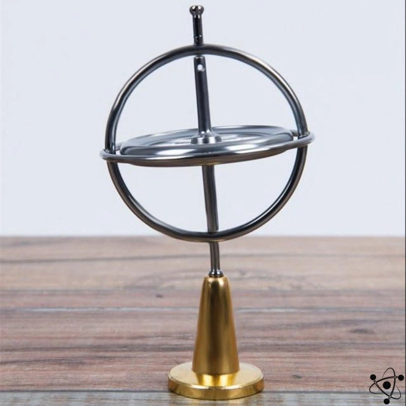 GyroNova – Videnskabelig gyroskopskulptur med fascinerende bevægelse