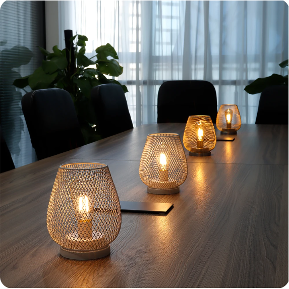 LumiGlow – Elegante batteridrevne udendørs lanternelamper med LED Edison-pærer