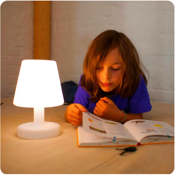 LumoCore - Kompakt LED-bordlampe med USB-opladning og fjernbetjening