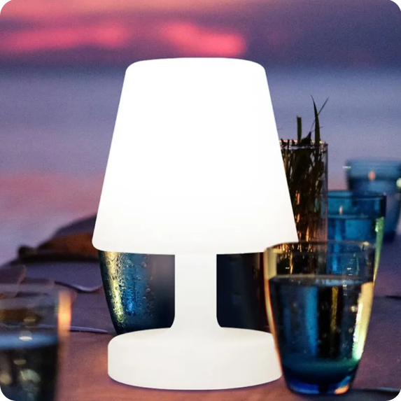 LumoCore - Kompakt LED-bordlampe med USB-opladning og fjernbetjening