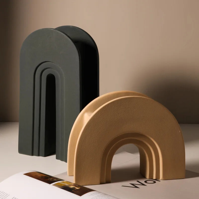 NordHaus – Skulptureret geometrisk vase med unikt håndlavet design