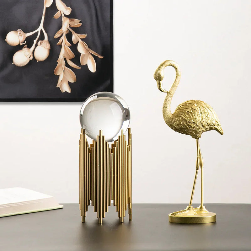 GraceFlame – Dekorativ flamingofigur med elegant positur til hjemmets accenter