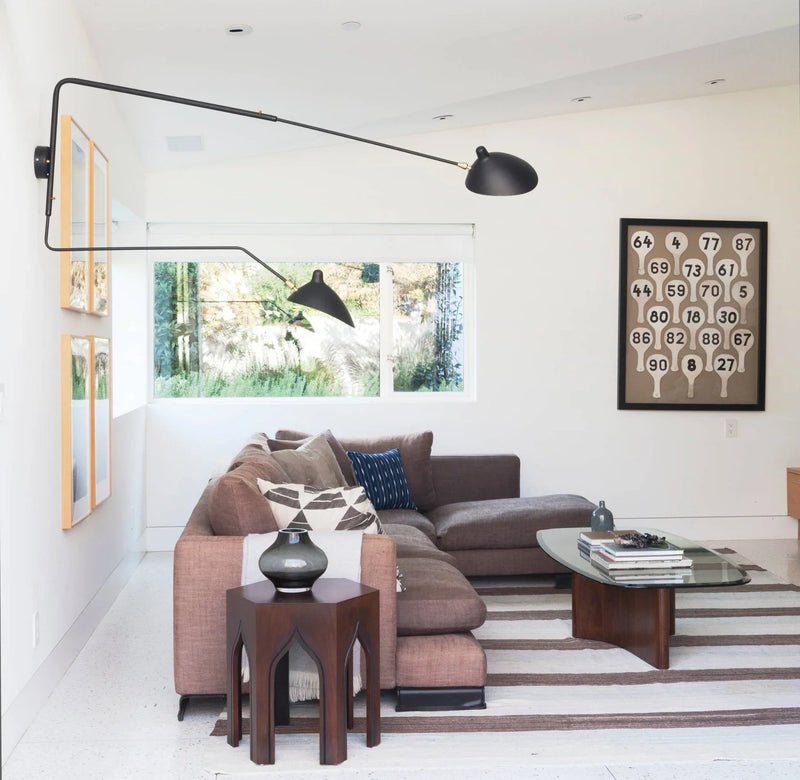 LumiSleek – Ny stilfuld væglampe med elegant mid-century moderne design
