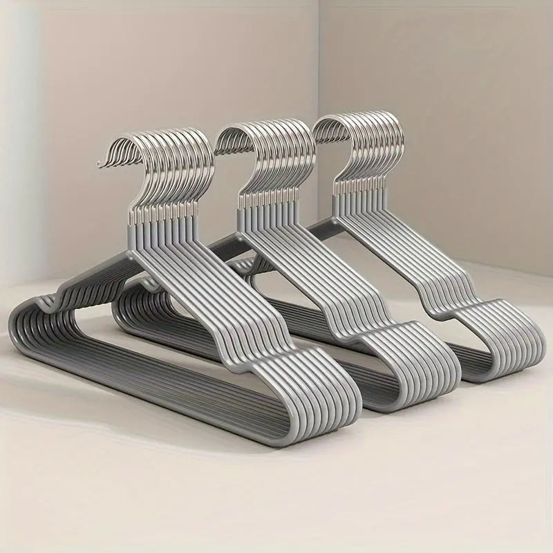 ClosetEase – moderne slanke bøjler med skridsikkert og pladsbesparende design