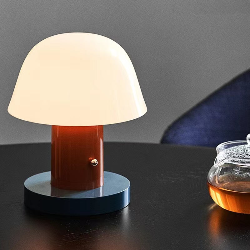 FungiGlow - Trendy svampeformet bordlampe til legende og hyggelig belysning