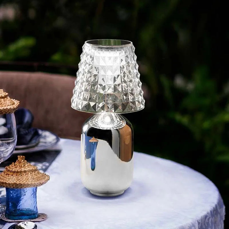 CrystalEase – Elegant LED-bordlampe med dæmpbar stemningsbelysning