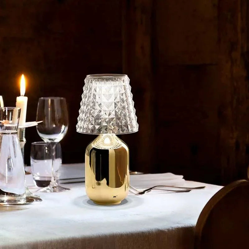 CrystalEase – Elegant LED-bordlampe med dæmpbar stemningsbelysning