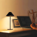 LumiVersa - Moderne ledningsfri bordlampe med touch-kontrol og USB-C-opladning