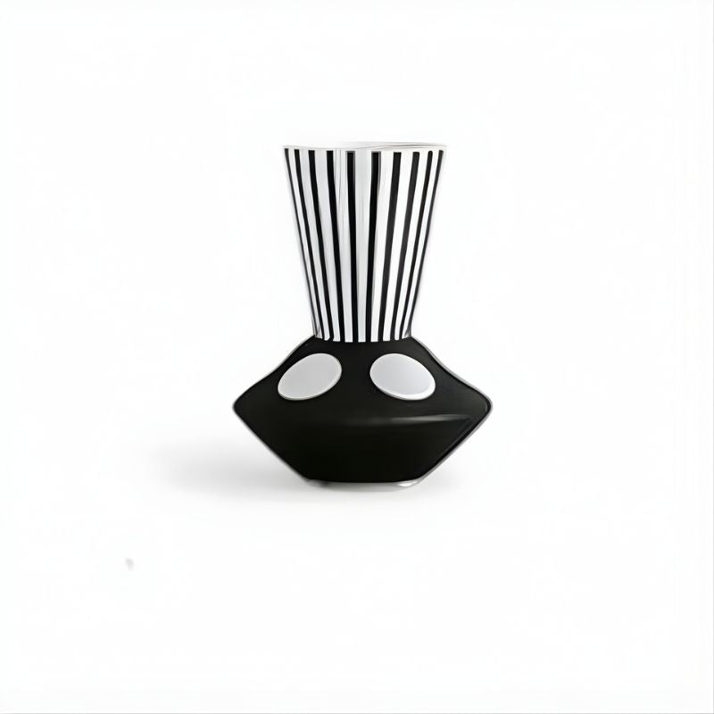 VaseLuxe - Dekorativ blomster vase med borddesign