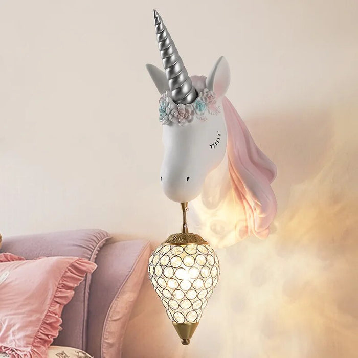 TranquilGlow - Elegant Unicorn væglampe for beroligende stemning