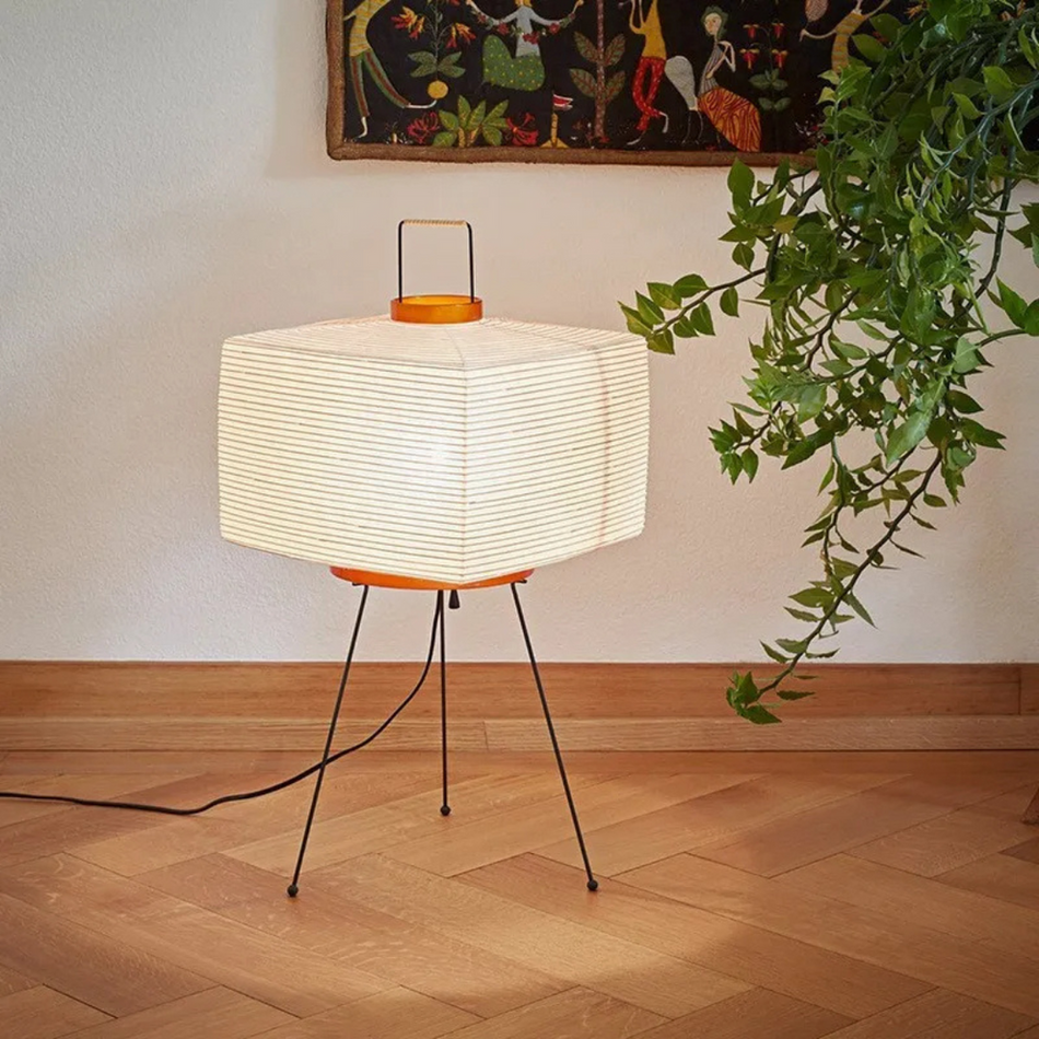 ZenGlow – Minimalistisk gulvlampe med elegant lanterneform for blødt omgivende lys