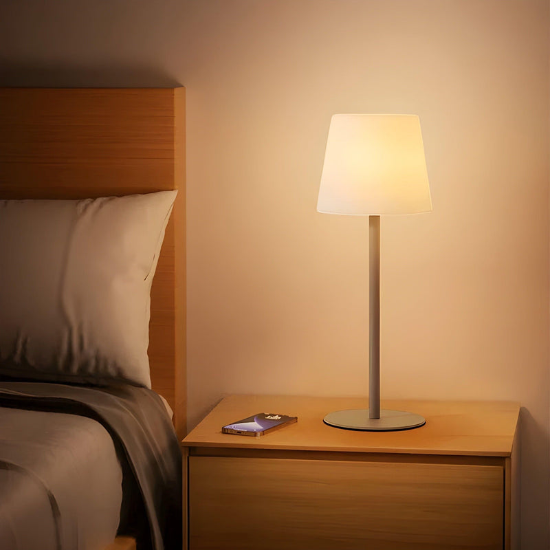 LuxeAura - Stilfuld genopladelig ledningsfri lampe med justerbar varm belysning