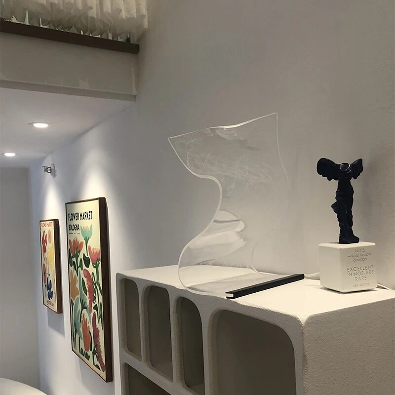 GlowEdge – Moderne LED-bordlampe til stilfulde bolig- og kontorrum