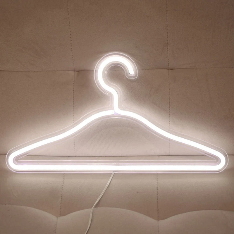 LumaHook - Elegante, oplyste bøjler med bevægelsessensorbelysning