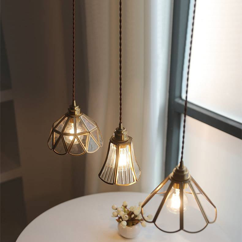 OrbitGlow – Saturn inspirerede pendellamper i legesyge pastelfarver