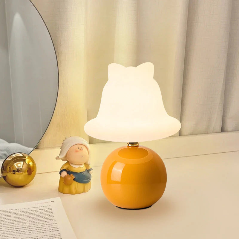 LumiCraft - Slank minimalistisk LED bordlampe med blødt omgivende lys til ethvert rum