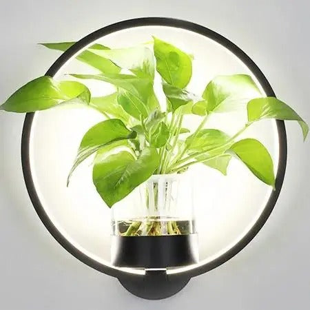 LuminaGreen - Elegant væglampe med planteholder