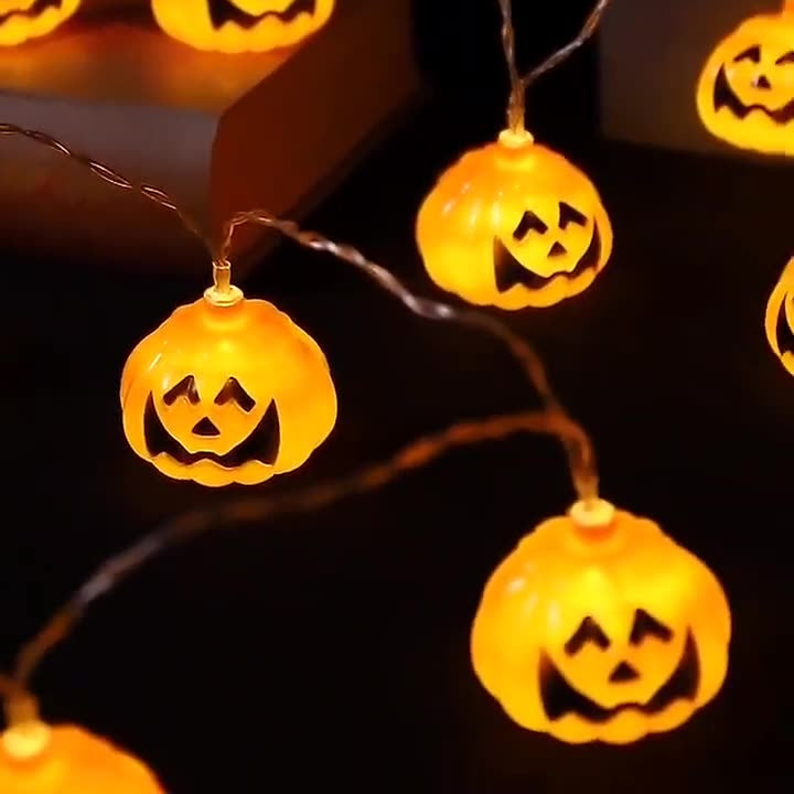 SpookyGlow – Halloween-lys med græskar- og spøgelsesformer til festlig stemning