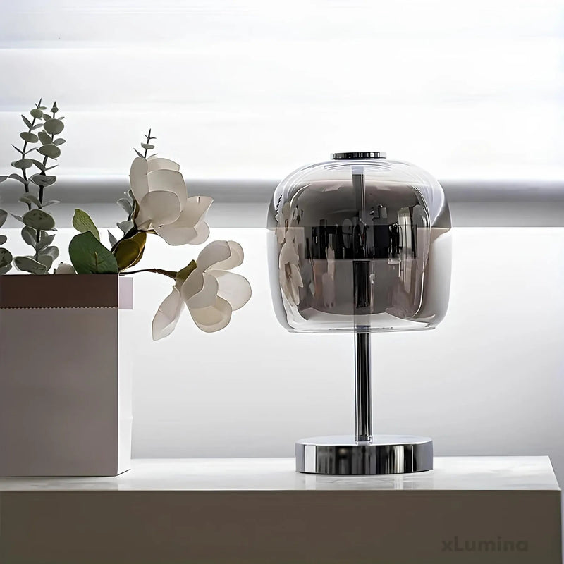 NordicGlow – Minimalistisk bordlampe i glas med varmt omgivende lys