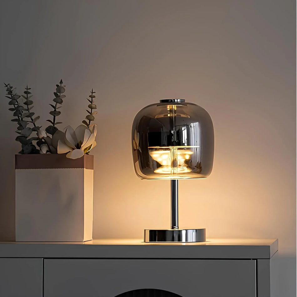 NordicGlow – Minimalistisk bordlampe i glas med varmt omgivende lys