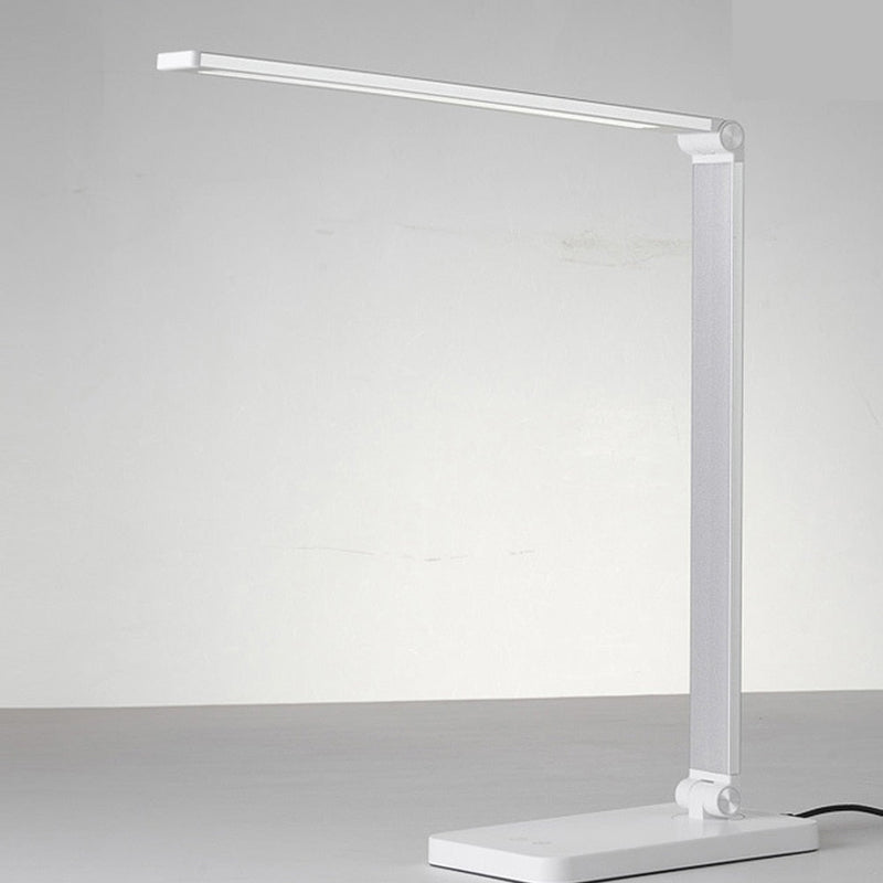 LumoFlex – Elegant LED-skrivebordslampe med trådløs opladning og touch-kontrol