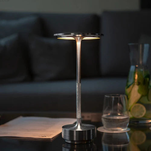 NordicaLight - Trådløs bordlampe til elegant belysning