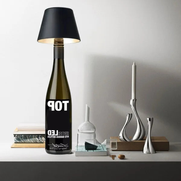 AuraBottle – USB Genopladelig Flaskelampe med LED Lys til Elegant og Trådløs Stemningsbelysning