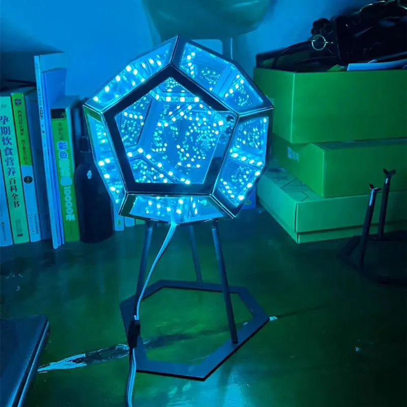 ColorSphere - Interaktiv LED Dodecahedron-lampe med brugerdefinerede lystilstande