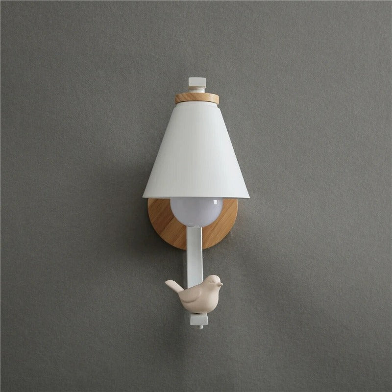 LumiBird – Nordisk inspireret fuglevæglampe med beroligende lys og legende design