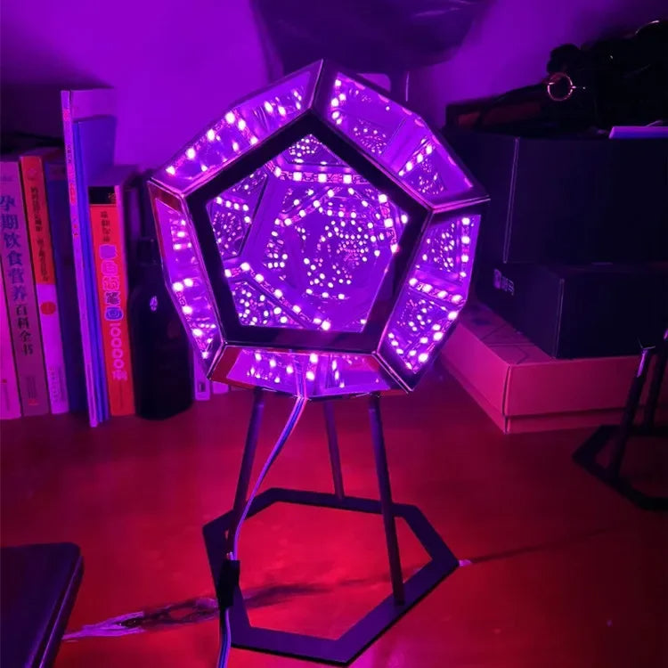 StellaSphere - Geometrisk LED lys med syv farvetilstande