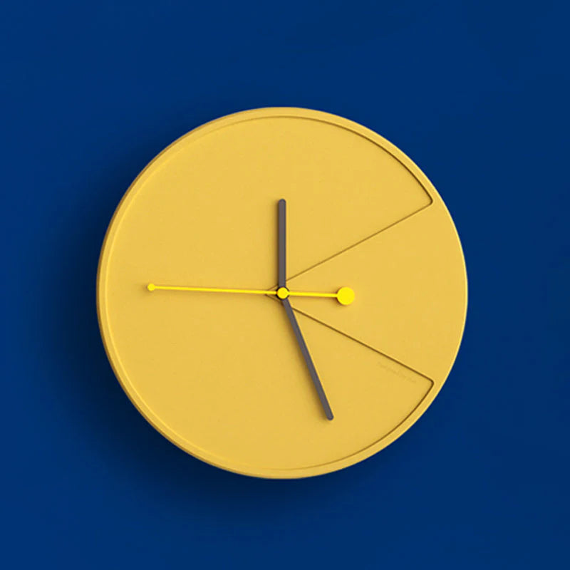 CreativeClock – Unikt kvartsvægur til personlig boligindretning