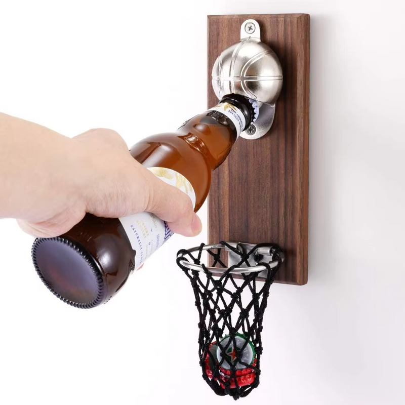 HoopCap – Flaskeåbner til væg med basketballnet og kapselopsamler