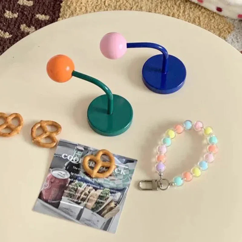 ColorDot – Livlig krogmagnet i legende moderne design