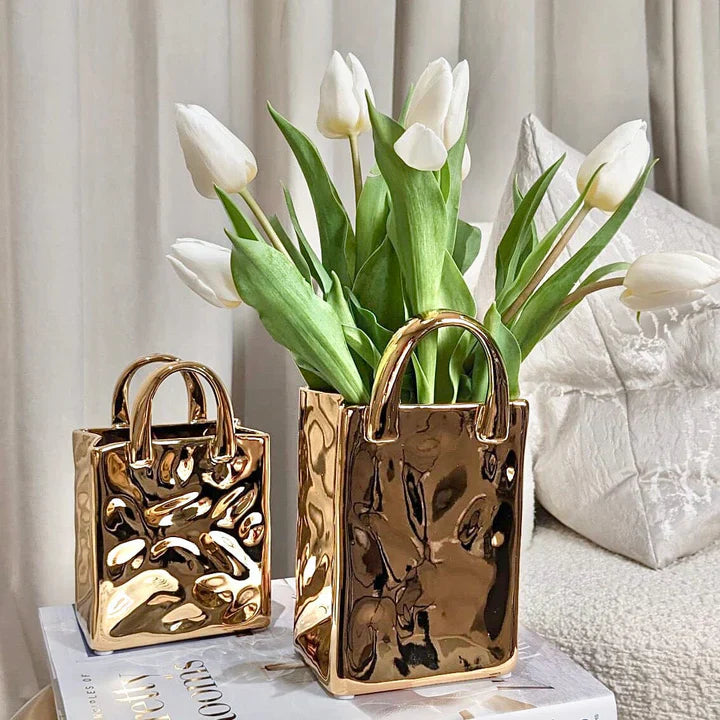 VaseLoom – Blank gulvvase med elegant, moderne form til boligstyling